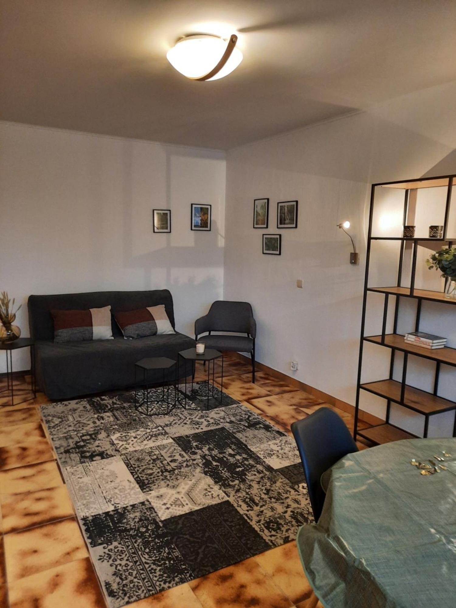 Guesthouse Les Tilleuls Fleurus Esterno foto